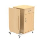 Mesa de Cabeceira com Mesa de Comer no Leito