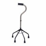 Pirâmide Quadripé com Punho Curvo