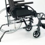 Eixo recuado com apoio de pés